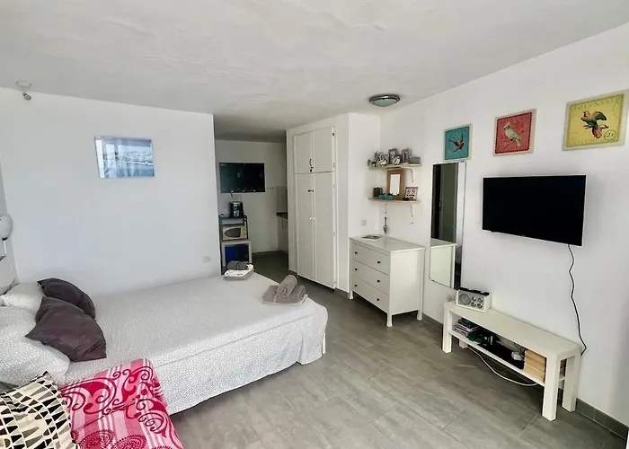 Sol - Cozy Apartment, Communal Pool Lägenhet