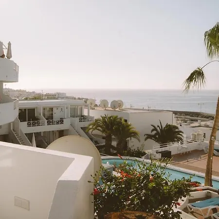 Sol - Cozy Apartment, Communal Pool Puerto del Carmen
